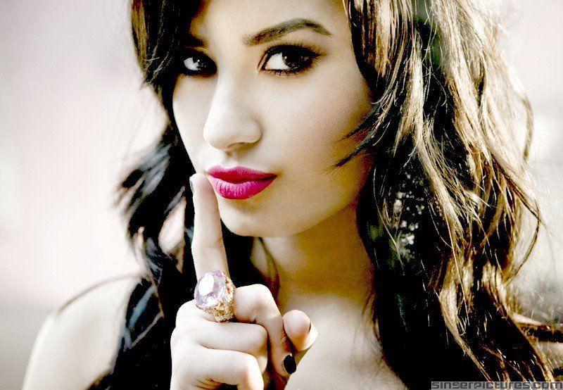 demi-lovato3.jpg